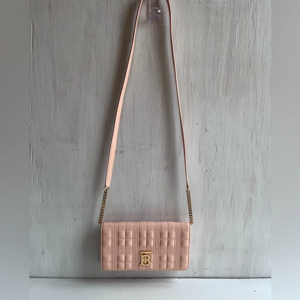 BURBERRY - Lola Quilted Leather Wallet on a Strap-Peach Pink